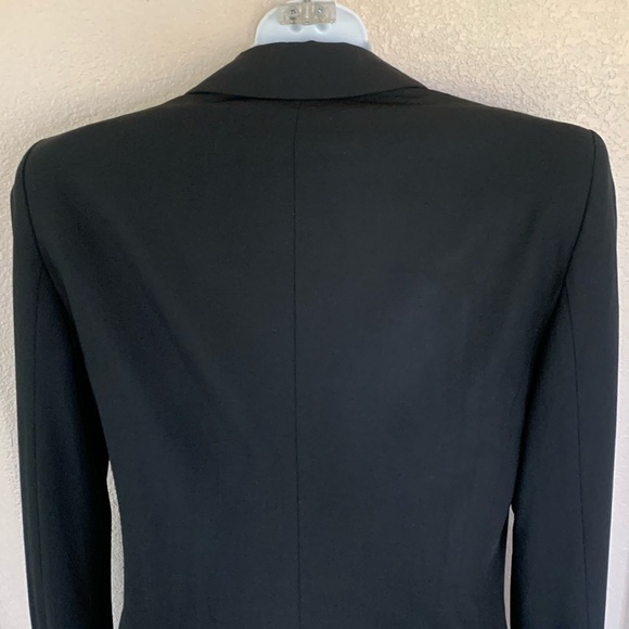 EMPORIO ARMANI Black blazer, beautifully tailored, sleek! Size 6 - Picture 8 of 17